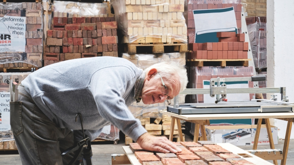 1200x675 04 Klinkerriemchen Showrooms Tonwerk Klinker