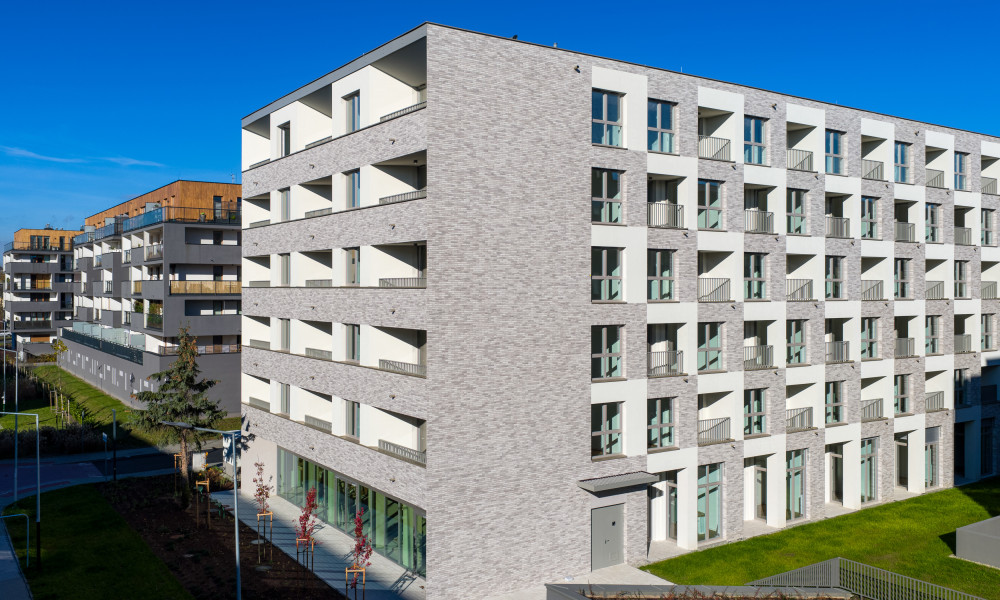 232405010014 Atal Aleja Pokoju Krakau PL Brick Loft Hellgrau 06