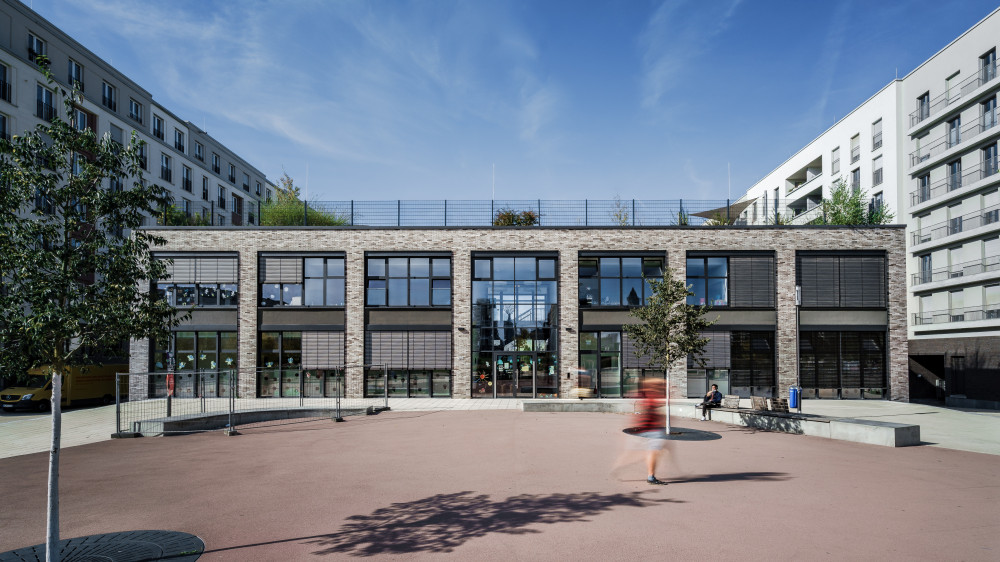 232405800004 Kidscamp Frankfurt DE BK Durban 01