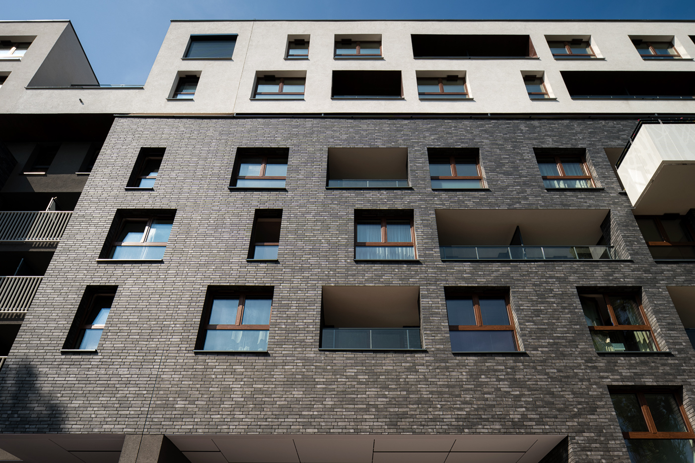 232407010011 Krowodrza Park Krakau PL Brick Loft Anthrazit 01