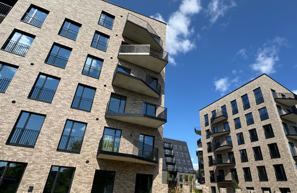 232407010016 232407010011 Brick Loft Taupe Anthrazit Vilnius Revingis 2407 Dubovoy 2025 41