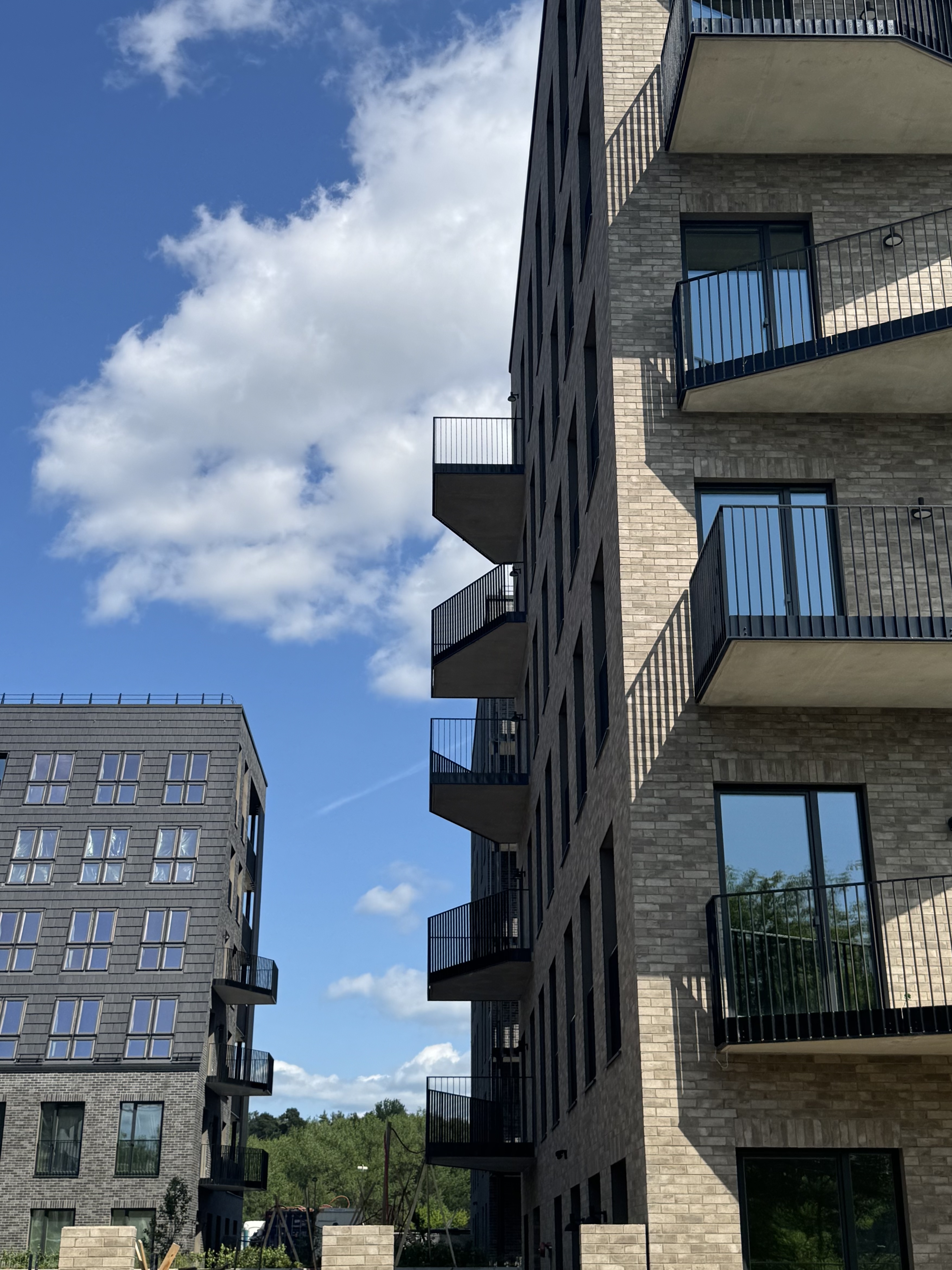 232407010016 232407010011 Brick Loft Taupe Anthrazit Vilnius Revingis 2407 Dubovoy 2025 25