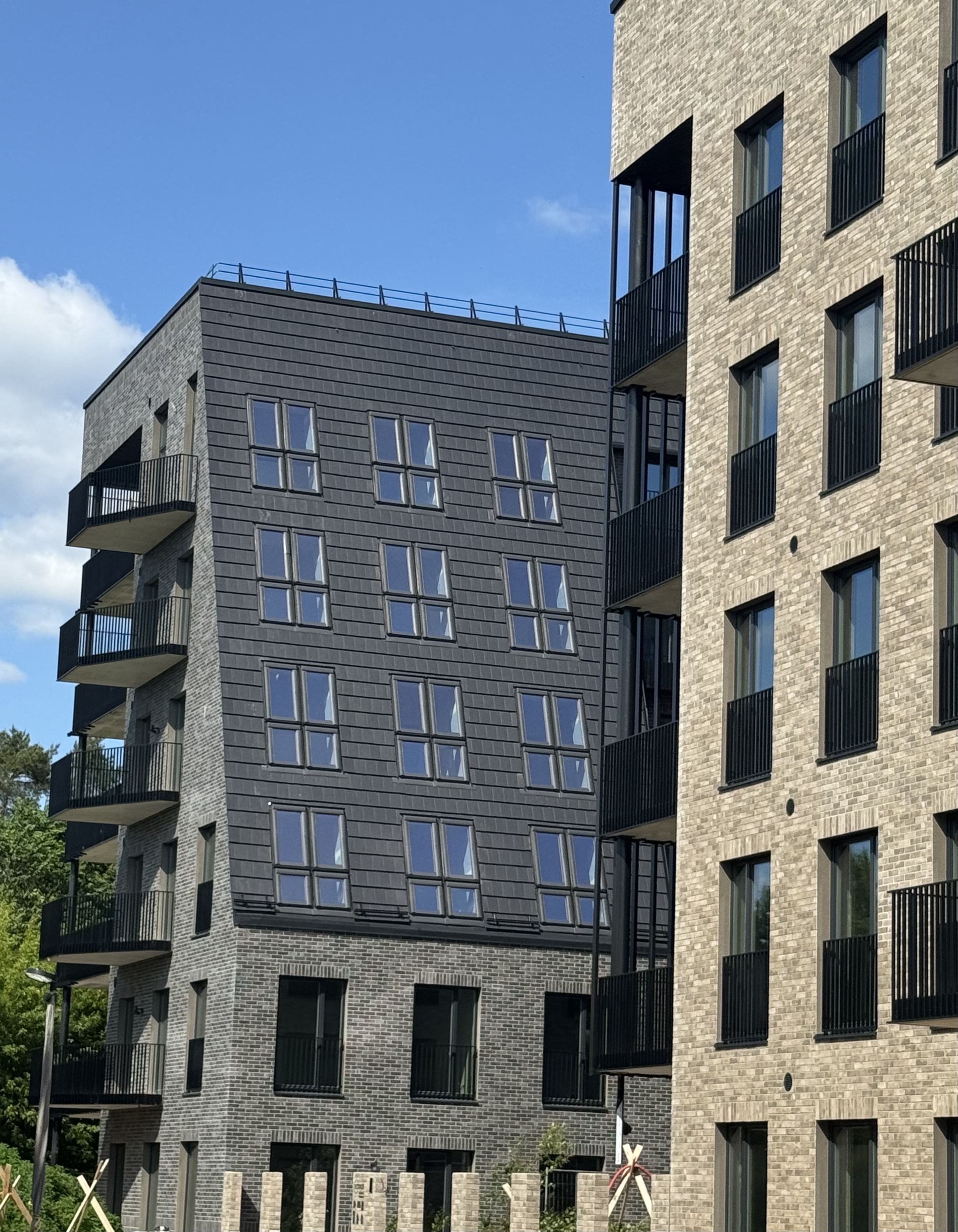 232407010016 232407010011 Brick Loft Taupe Anthrazit Vilnius Revingis 2407 Dubovoy 2025 28
