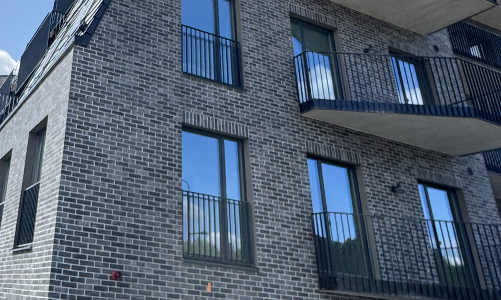232407010016 232407010011 Brick Loft Taupe Anthrazit Vilnius Revingis 2407 Dubovoy 2025 6