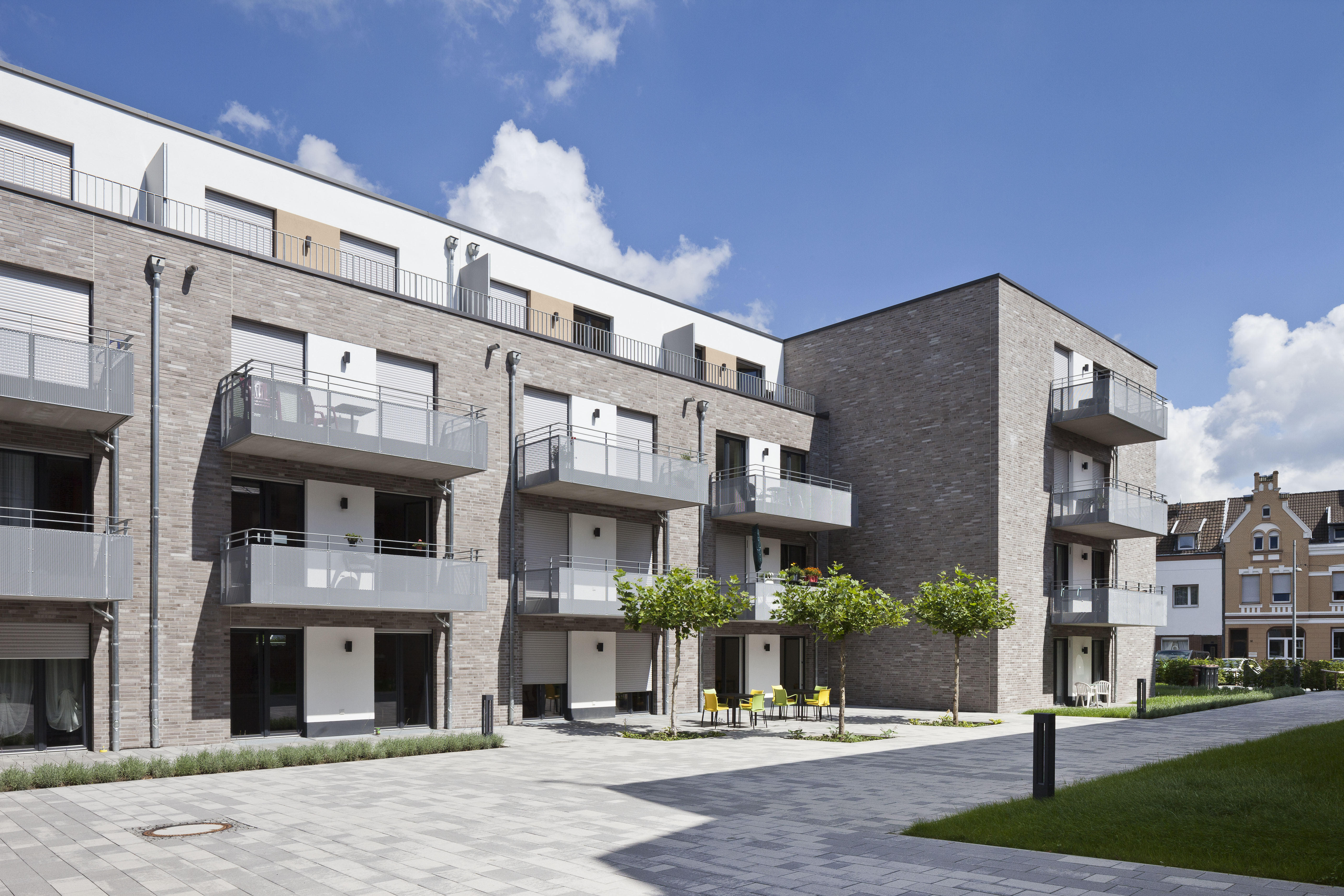 232905800003 Carree der Begegnung Troisdorf DE BK Capri 05