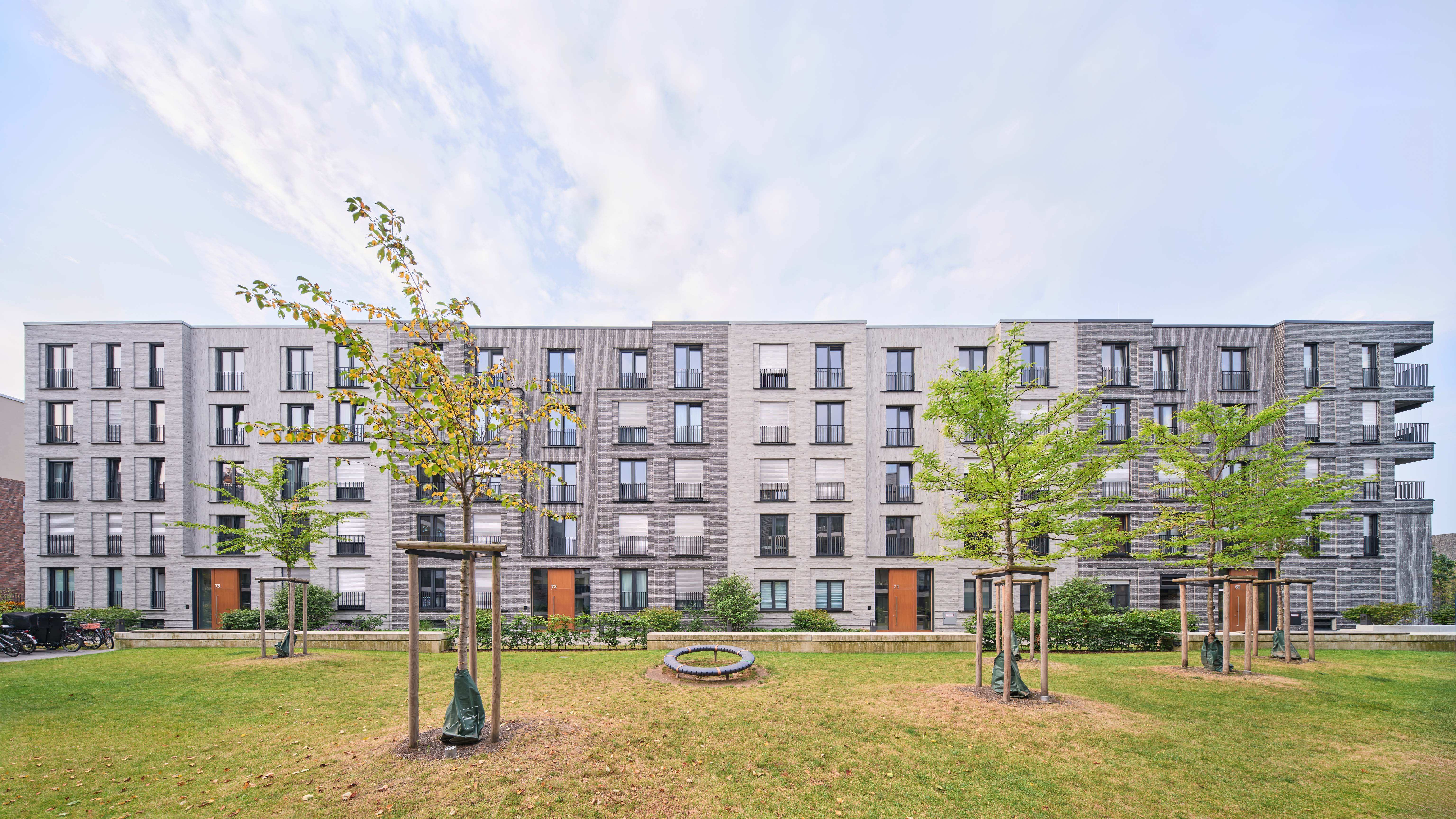 232905800033 Pandion Ehrenfeld Fuenf Freunde Koeln Ehrenfeld DE BK Kansas 05