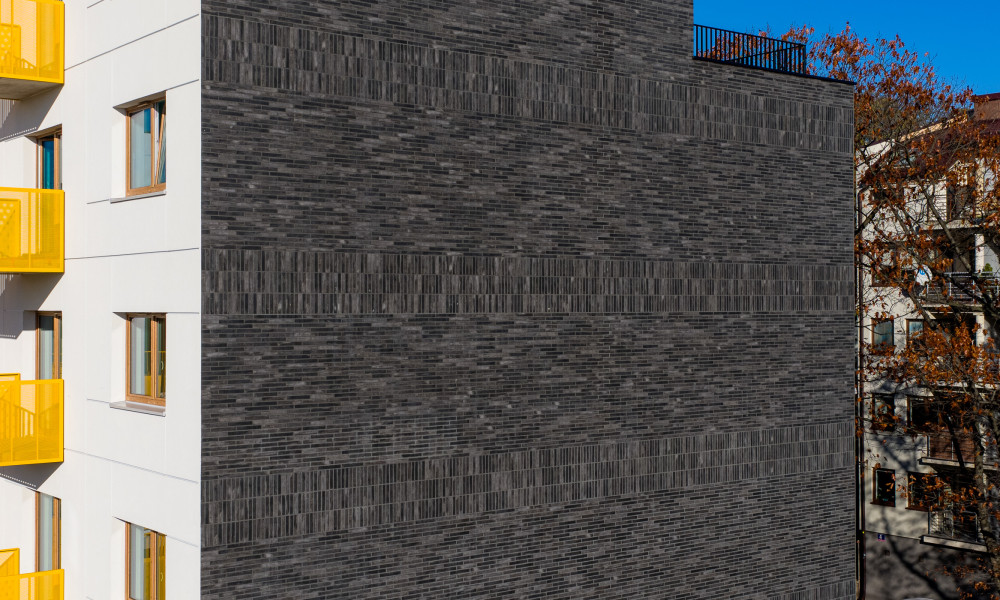 233605010011 Senatorska29 Lodz PL Brick Loft Anthrazit 06