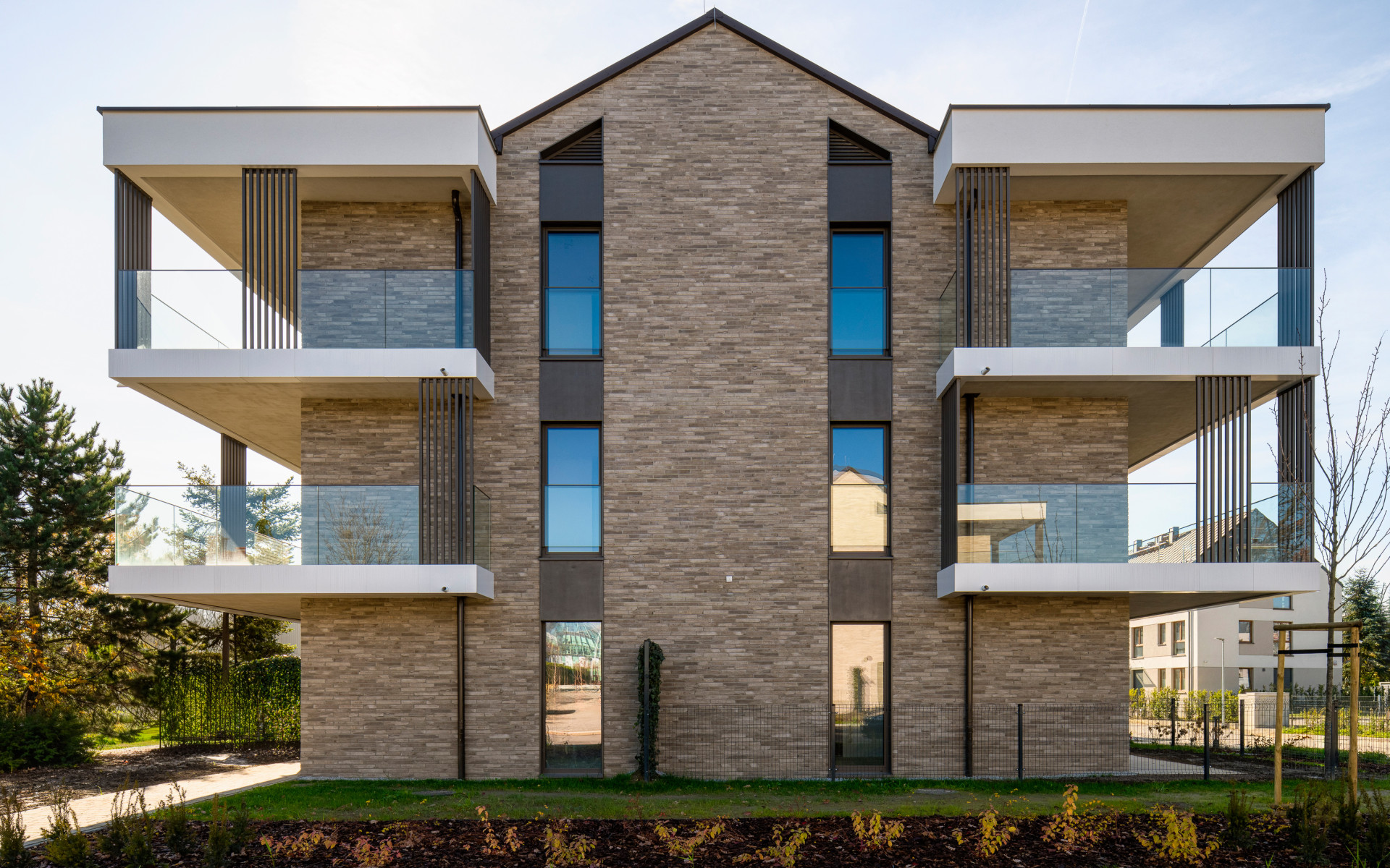 233605010017 233605070016 Eko Park Odlewnicza Krakau PL Brick Loft Taupe Vanille 01