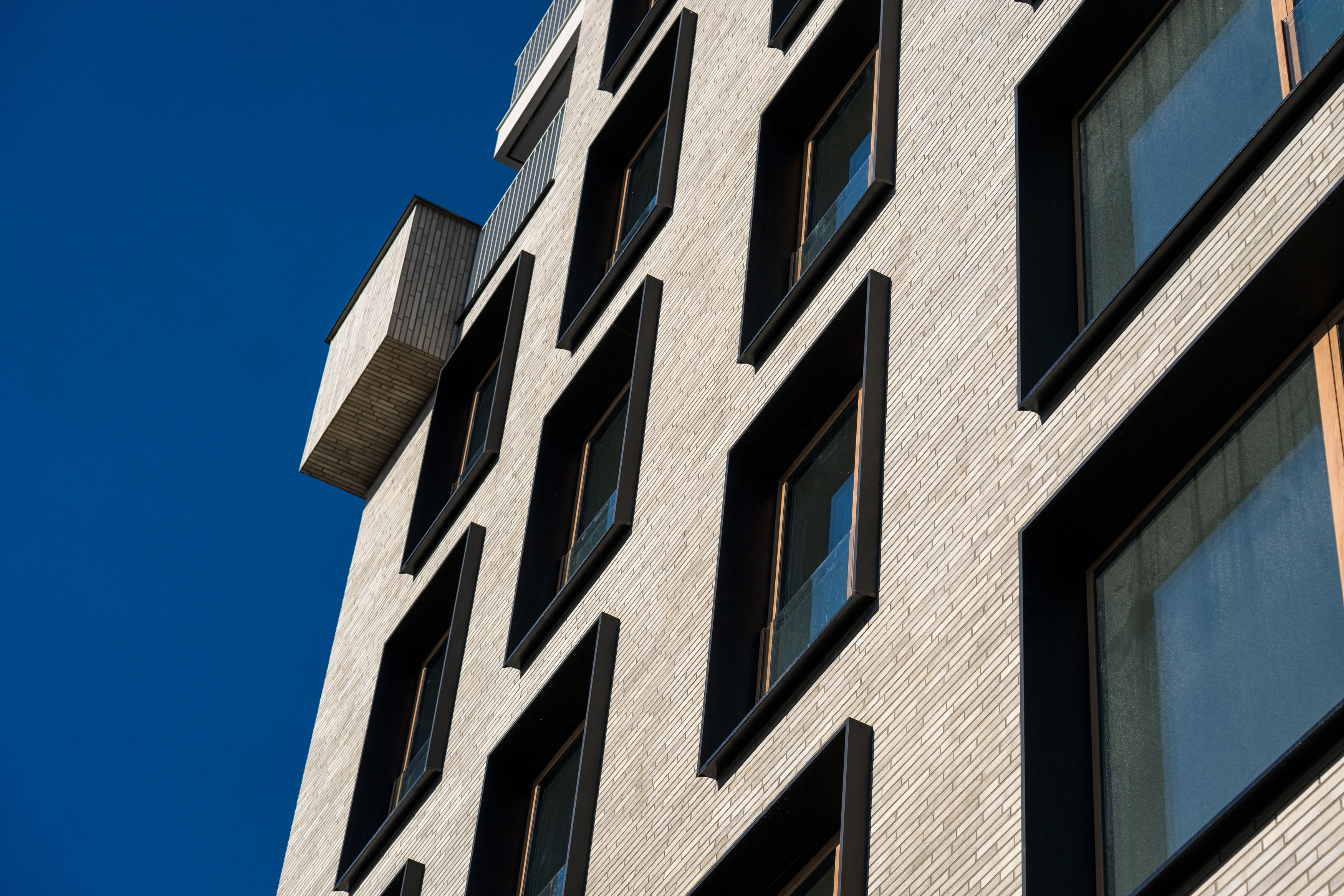 234704810033 Noho Lindego2 Krakau PL Kansas 05